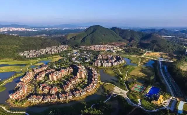 90e921176ac54e56befdf9a0b6de0695.jpeg 奧園·泉林黃金小鎮.jpeg